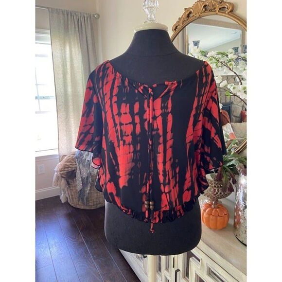 Black and Red Shirt (Small) - Picture 1 of 3